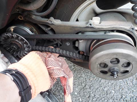 ベルトのひび割れ