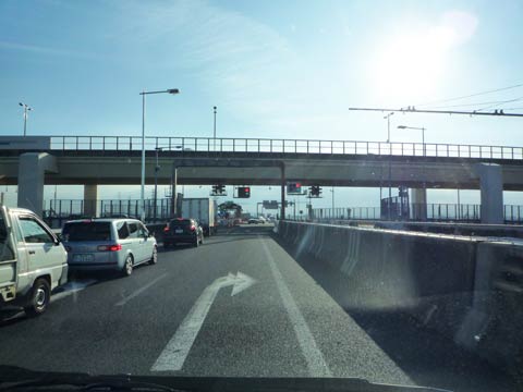 外環首都高交差点