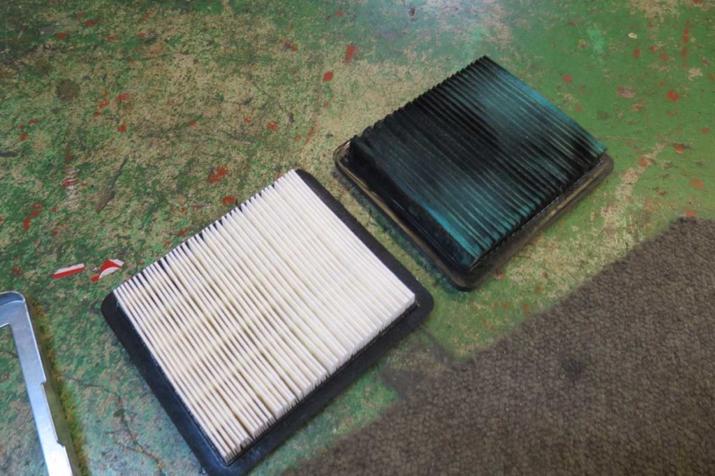 スクーピーのエアフィルターの交換方法