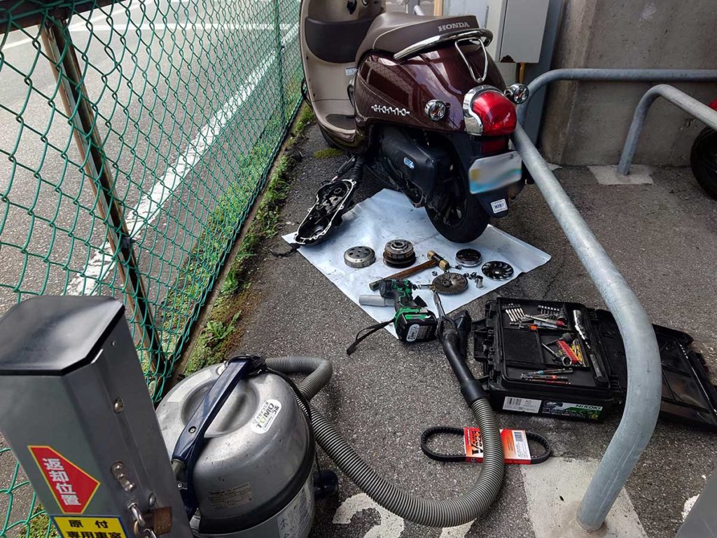 駐輪場でジョルノベルト交換