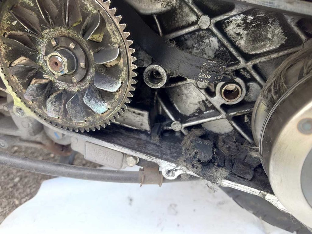 駐輪場でジョルノベルト交換