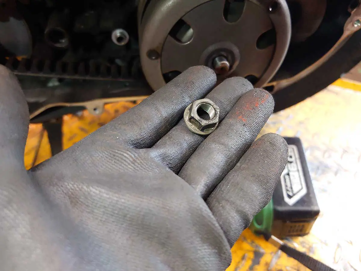 マニュアル】レッツ4系＆アドレスV50など広く対応の駆動系分解方法