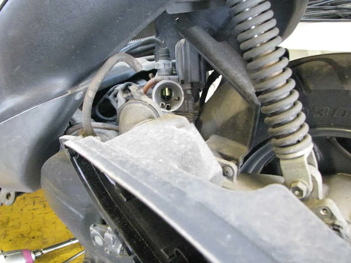 マニュアル】令和も走るレッツⅡ後期型のエアクリーナーメンテナンスの