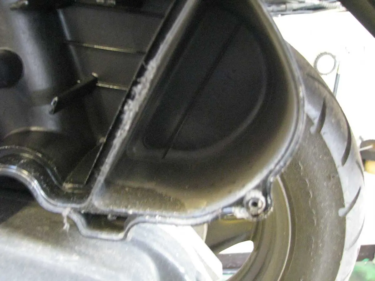 マニュアル】令和も走るレッツⅡ後期型のエアクリーナーメンテナンスの