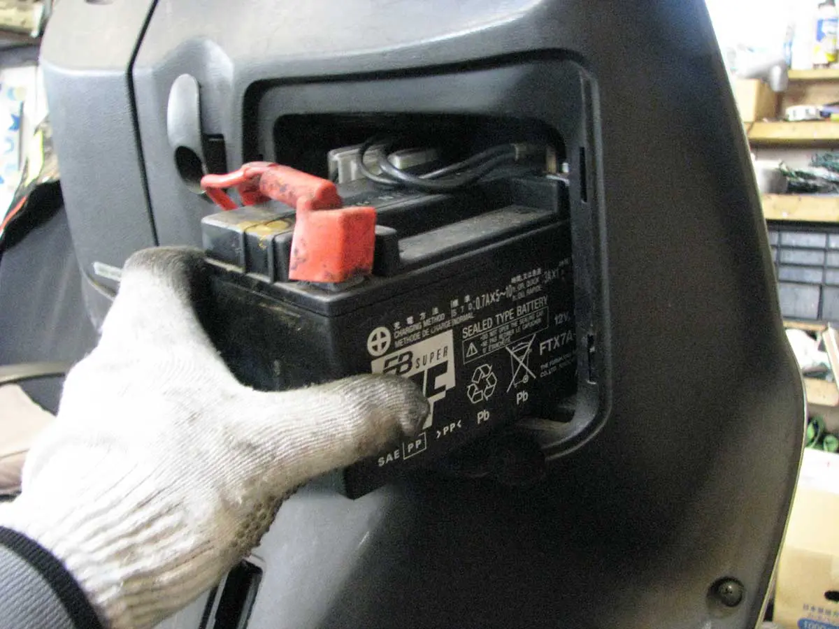 マニュアル】シグナスX（SE12J）のセル不調の際にやりたい！バッテリー